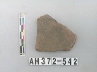 藏品(灰色細砂陶片)的圖片